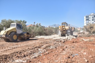 Çamlıbel Mahallesi’nin sokakları yeni açılan yollarla birbirine bağlanıyor