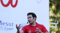Başkan Kocagöz ve sanatçı Mert Fırat “Sanatın Yaşlılıkta İyileştirici Gücü”nü konuştu