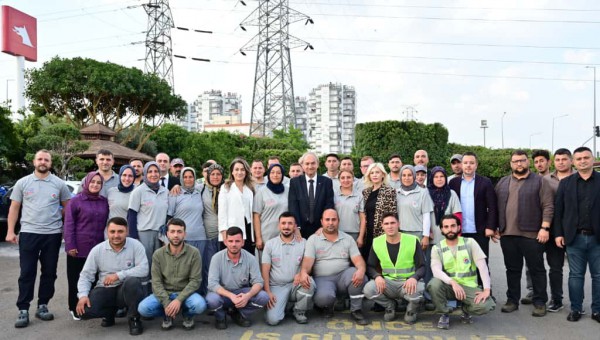 Kocagöz’den sezonluk işçilere belediyede daimi iş müjdesi! 