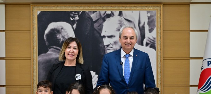 Minik öğrenciler sordu, Başkan Kocagöz Atatürk’ü anlattı