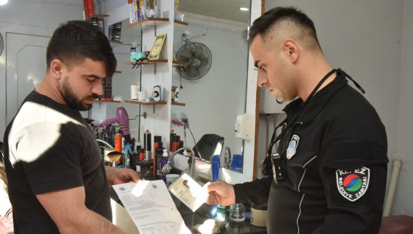 Kepez Zabıtası’ndan berber denetimi 