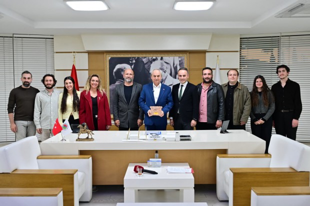 Ödüllü Kepez Kent Tiyatrosu ekibinden, Başkan Kocagöz’e ziyaret