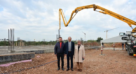 Kocagöz, Altınova Kreş ve Gündüz Bakımevi’ni inceledi
