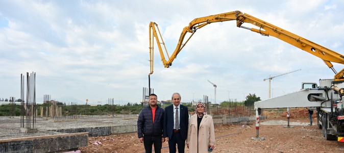 Kocagöz, Altınova Kreş ve Gündüz Bakımevi’ni inceledi