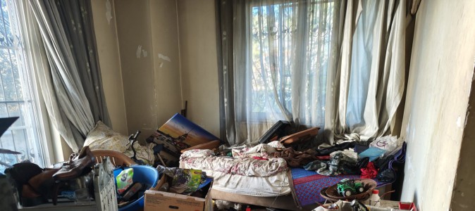 Kepez’de çöp ev temizliği; 1 kamyon çöp çıkarıldı