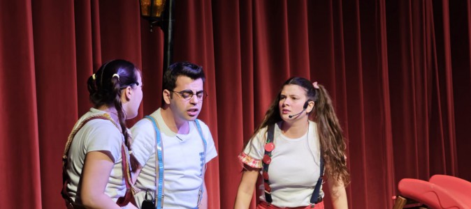 Kepez Kent Tiyatrosu, 2026 yılının ilk çocuk oyununu sahneledi