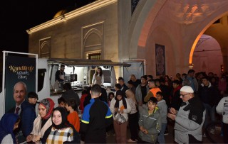 Kepez’de Miraç Kandili’nde lokmalar döküldü