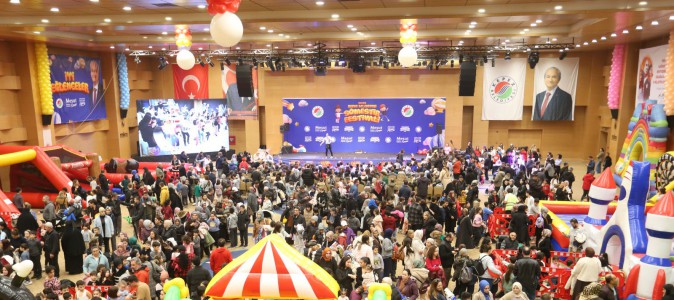 Kepez’in Sömestir Festivali çocuklara şenlik yaşatıyor