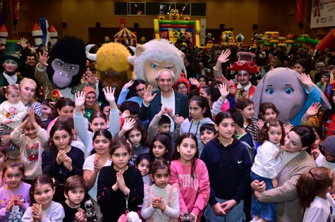 Kocagöz, Sömestir Festivali’nde çocuklarla buluştu