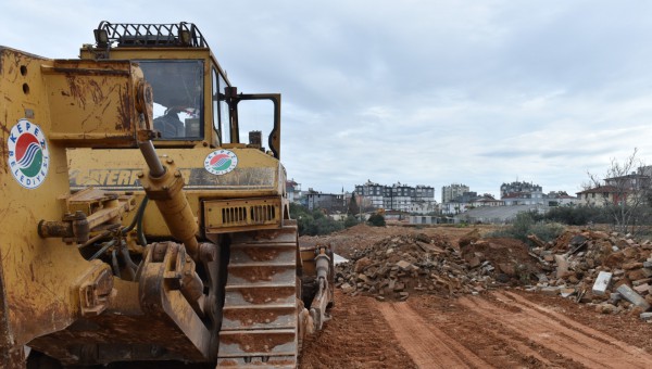 Kepez’den Şelale Mahallesi’ne yol hamlesi 