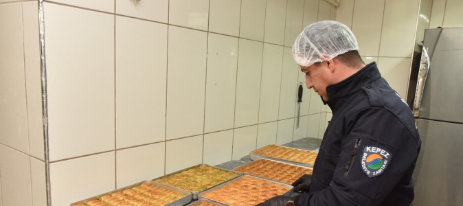 Kepez’de Ramazan öncesi tatlıcılara sıkı denetim