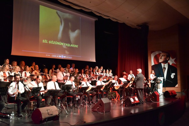 Kepez’de Çanakkale Destanı Oratoryosu ile duygu dolu gece