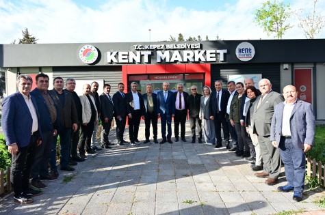 Kocagöz ile ortak akılla yönetilen Kepez’de hizmet turu