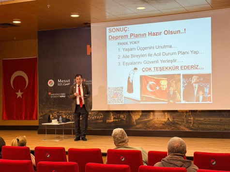 Japon deprem uzmanı Moriwaki’den Kepez Kitap Fuarı’nda hayat kurtaran uyarılar