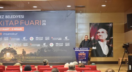 Kepez Kitap Fuarı’nda ödüllü yazar Kemal Varol ile edebiyat üzerine derin söyleşi