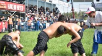 Kepez’de pehlivanlar dualı çayıra çıktı