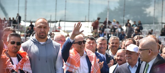 Kocagöz, Kepez’in er meydanında