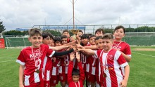 Kepez’de minik kramponlar kupalarını aldı