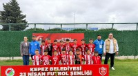 Kepez’de minik kramponlar kupalarını aldı