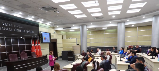 Kepez Belediyesi personeline ‘Etkili İletişim Becerileri Eğitimi’  