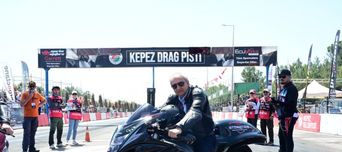 Başkan Kocagöz hız tutkunlarının heyecanına ortak oldu