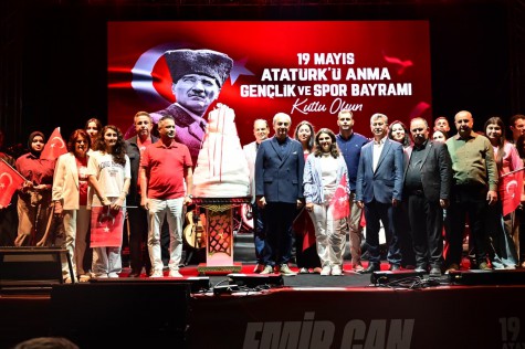 Kepez’de gençler 19 Mayıs’ı GençFest ile kutladı