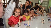 Kepez’de anne ve çocuklar renkli mum atölyesinde buluştu