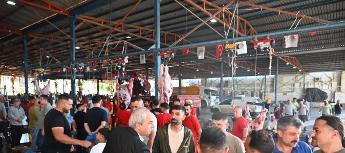 Kocagöz, kurban kesim yerlerini denetledi