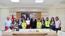 Kepez’in Bocce şampiyonları Başkan Kocagöz’le buluştu