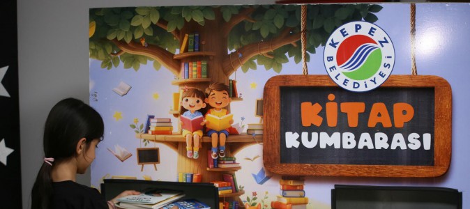 Kepez Belediyesi’nden okullara ‘Kitap Kumbarası’