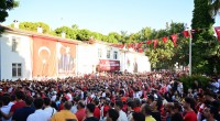 Dokumapark’ta milli heyecan: binlerce Antalyalı Kepez’de dev ekranda buluştu
