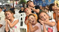 Kepez'de mahalle buluşmaları çocukların yüzünü güldürüyor