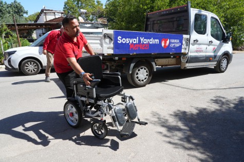 Kepez’de vatandaş istedi, Başkan Kocagöz saatler içinde yerine getirdi  