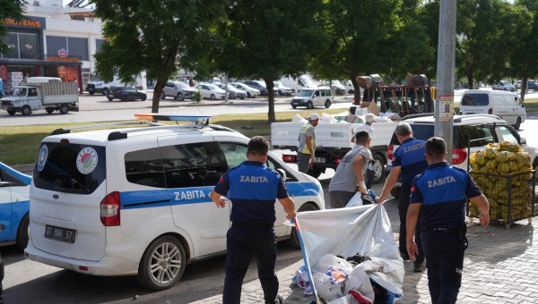 Kepez’de Pazarlara Zabıta Kıskacı:  İzinsiz Satışa ve Düzensizliğe Geçit Yok! 