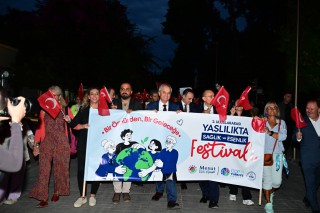 İkinci Bahar Kepez’de Çiçek Açtı:  11 Ülkeden Bilim İnsanı ve Yaşlılar Dokumapark’ta Buluştu