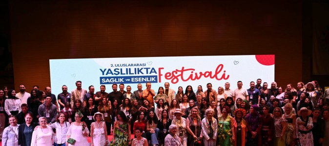 Kuşaklar ve Kültürler Kepez’de Buluştu: 2. Yaşlılıkta Sağlık ve Esenlik Festivali Tamamlandı