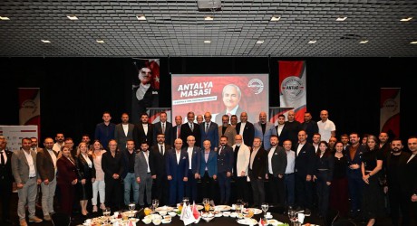 Kocagöz, Kepez’i ANTİAD’da anlattı; “Antalya’nın Geleceği Kepez” dedi
