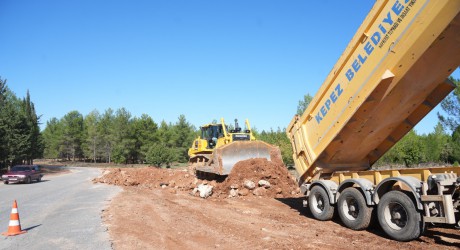 Kepez’de güvenli ulaşım için Aktoprak’ta yol düzenlemesi
