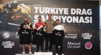 Motosiklet Tutkunları Kepez'e akın etti: Türkiye Drag Şampiyonası'nın Şampiyonları Kürsüde