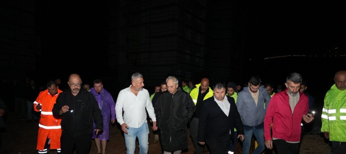 Gece Yarısı Gelen Felaket: Kepez’de Hortumun İzleri Siliniyor