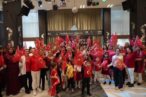 Kadınlar Matinesi’nde Cumhuriyet Bayramı Coşkusu