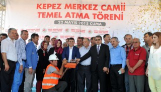 Bu eser Antalya\'ya ışık olacak